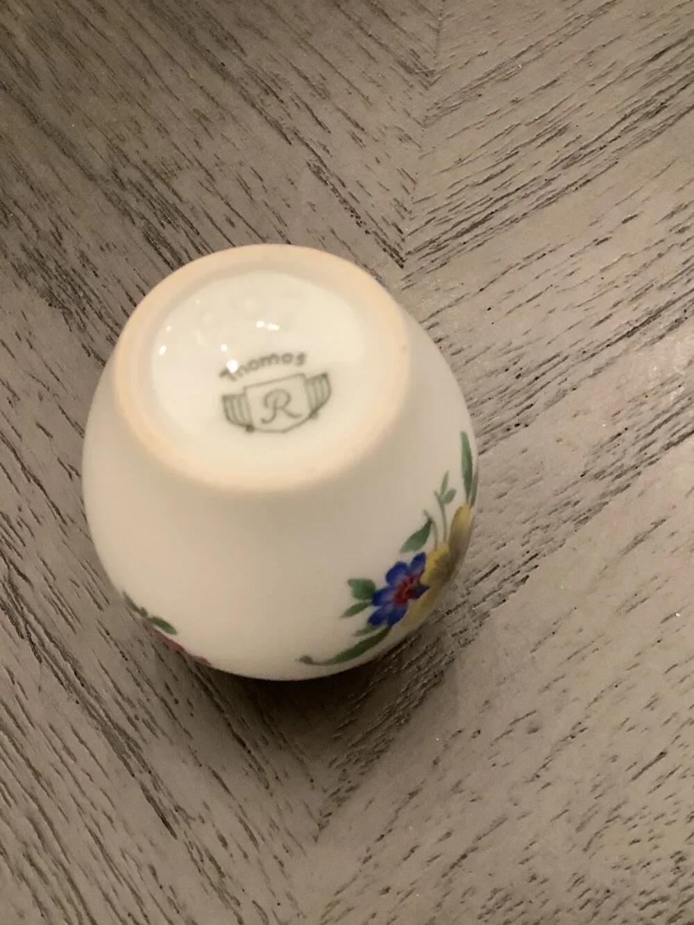 Vintage 1950's Salt Pepper Porcelain Shakers Hallmarked Thomas Germany 835 Lids